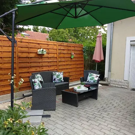 Holiday House Apartment *